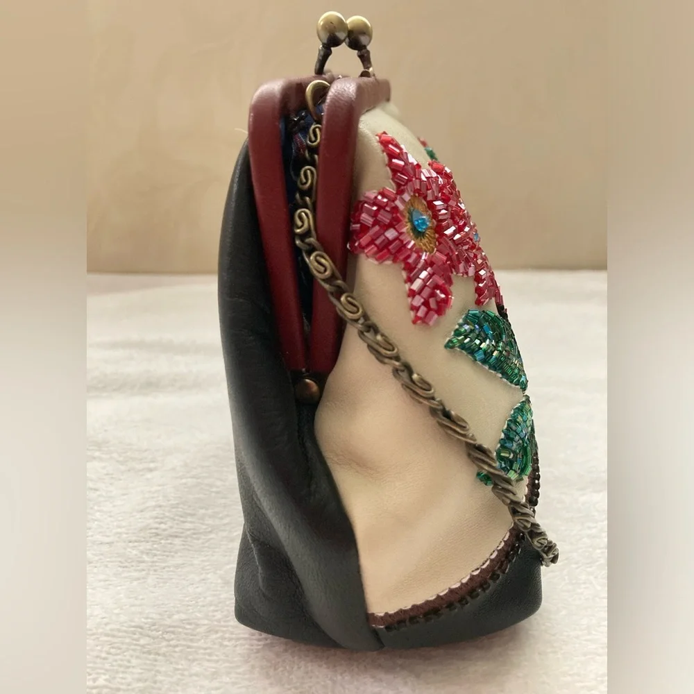 VTG Isabella Fiore Floral Embellished Clutch Bag NEVER USED - Picture 6 of 16